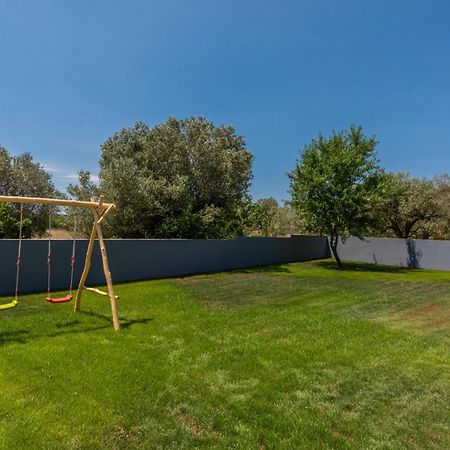 Villa Posidonia Near Pula With Sea View And Surrounded By Olive Trees Krnica Exterior foto